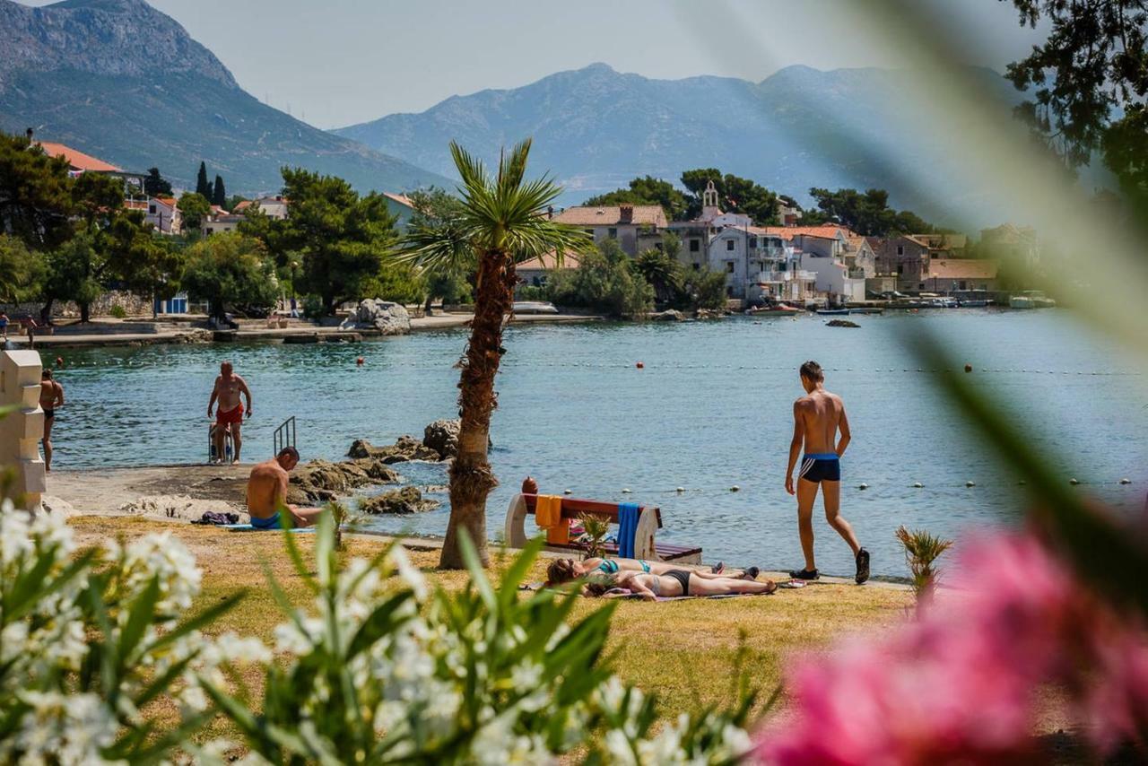 Pelivan Apartments Kaštela Exteriör bild