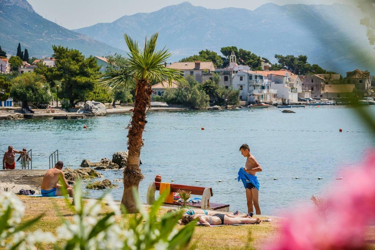 Pelivan Apartments Kaštela Exteriör bild
